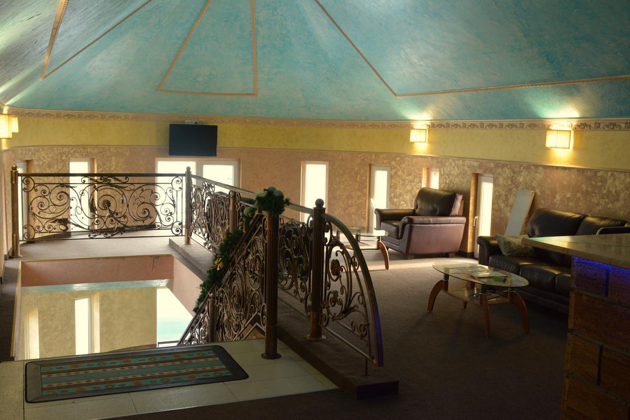 Golden Palace Dubove المظهر الخارجي الصورة
